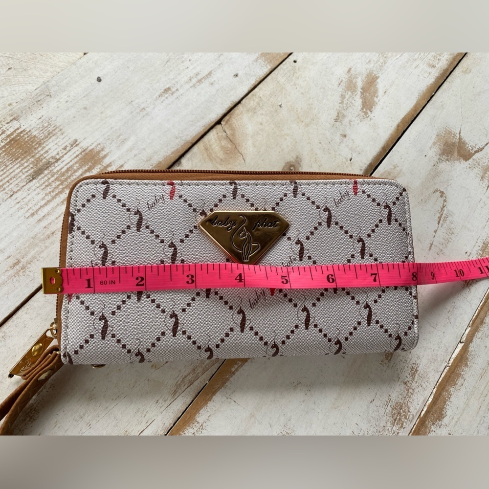 BABY PHAT y2k Vintage Wallet clutch wristlet iconic cats taupe neutral MINT - Picture 12 of 13